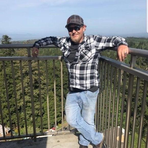 Meet your Posher, Eric - Picture 1 of 1